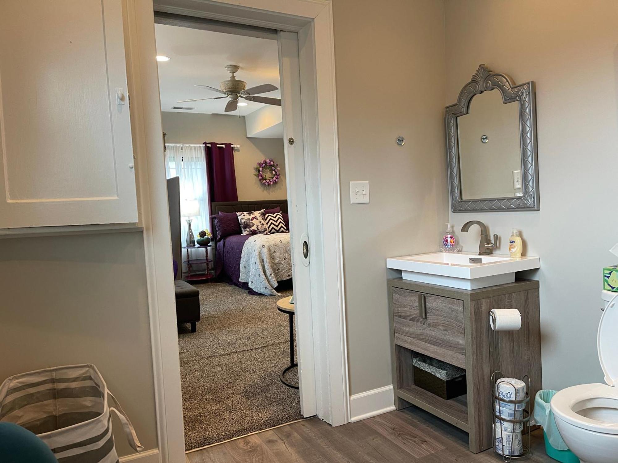 Vip Suites For Business Women, Nurses, College Moms Traveling To Indianapolis Exteriör bild