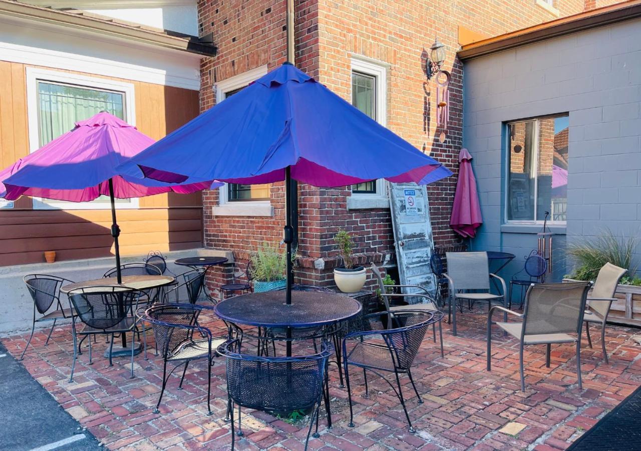 Vip Suites For Business Women, Nurses, College Moms Traveling To Indianapolis Exteriör bild